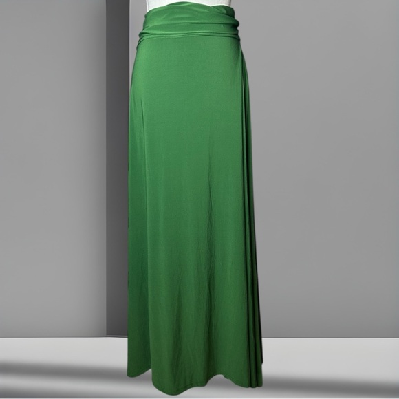 LuLaRoe Dresses & Skirts - LuLaRoe Solid Green Pull-On Foldover Waist Maxi Skirt Size Medium